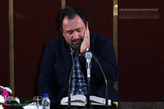 تلاوت آیاتی از کلام‌الله مجید توسط استاد محمدرضا پورزرگری، قاری بین‌المللی در ششمین اجلاسیه دوره پنجم مجلس خبرگان رهبری