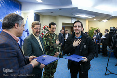 آیین تقدیر از دست اندرکاران کاروان قرآنی انقلاب