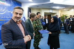 آیین تقدیر از دست اندرکاران کاروان قرآنی انقلاب