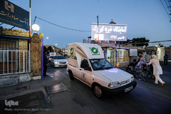 معلولین و سالمندان کهریزک میهمان هم‌نمک شدند
