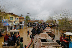 «آق‌قلا» هشت روز زیر آب