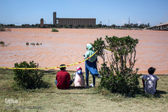 بالا آمدن سطح آب رودخانه کارون