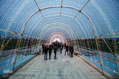 میدان آزادی میزبان میهمانان نوروزی