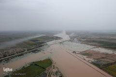 تصاویر هوایی از رودخانه کارون و منطقه سیل‌زده بامدژ