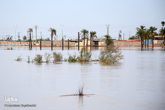 سیلاب در شهرستان کارون و تلاش برای مقابله با آن