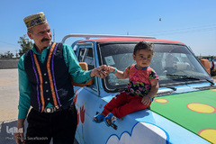 ارمغان شادی برای کودکان سیل‌زده