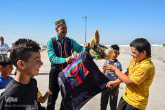 در راستای عمل به مسئولیت اجتماعی و ایجاد روحیه نشاط، کانون پرورش فکری کودکان و نوجوانان استان خوزستان با حضور در جمع سیل زدگان در منطقه آهودشت شهرستان شوش، مبادرت به انجام فعالیت‌های فرهنگی و هنری کرده است.