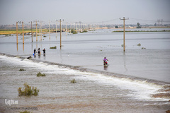 معلق میان حال و آینده