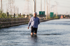 تلاش برای مقابله با سیل در اهواز