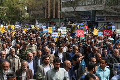 حمایت نمازگزاران جمعه از سپاه