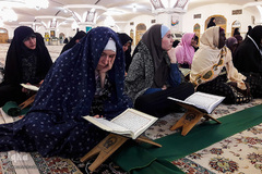 برپایی محفل انس با قرآن کریم با تلاوت داوران بین‌المللی