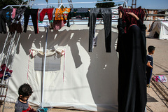 اسکان سیل‌زدگان خوزستانی در یادمان شهدای هویزه