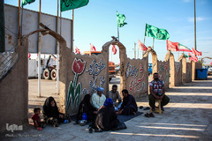 اسکان سیل‌زدگان خوزستانی در یادمان شهدای هویزه