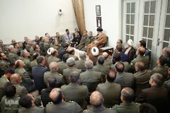 دیدار جمعی از فرماندهان ارتش و نیروی زمینی با رهبر انقلاب