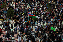 تعویض پرچم گنبد مسجد جمکران