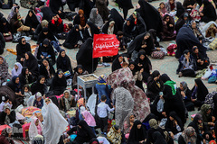 تعویض پرچم گنبد مسجد جمکران