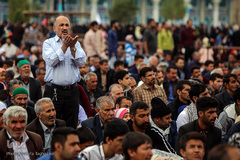 تعویض پرچم گنبد مسجد جمکران