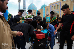 تعویض پرچم گنبد مسجد جمکران