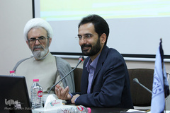 زهیر صیامیان گرجی، عضو هیات علمی گروه تاریخ دانشگاه شهید بهشتی  در نشست همایش مناسبات فلسفه و تمدن در جهان اسلام