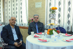 از راست مهدی قره‌شیخلو، رئیس سازمان دارالقرآن الکریم و احد اصل محمدی، مدیرعامل موسسه دارالتحفیظ