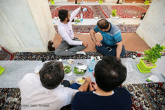 سفره افطار آستان سید الکریم (ع)