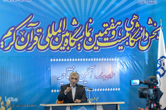 عبدالهادی فقهی‌زاده، معاون قرآن و عترت وزارت فرهنگ و ارشاد اسلامی در افتتاح بخش دانشگاهی نمایشگاه قرآن