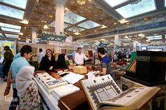 بخش فروشگاهی نمایشگاه قرآن کریم