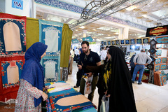 بخش فروشگاهی نمایشگاه قرآن کریم