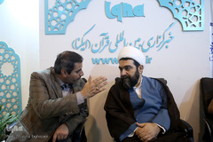 حجت الاسلام شهاب مرادی در ششمین روز نمایشگاه قرآن کریم در غرفه ایکنا