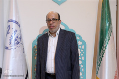 سیدعباس انجام، پیشکسوت قرآنی در غرفه ایکنا در هفتمین روز نمایشگاه قرآن کریم