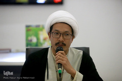 غرفه جامعه المصطفی در هشتمین روز بیست و هفتمین نمایشگاه بین المللی قرآن