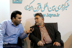علی فروین، پیشکسوت قرانی در غرفه ایکنا در هشتمین روز نمایشگاه قرآن کریم