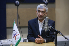 عبدالهادی فقهی‌زاده، معاون قرآن و عترت وزارت فرهنگ و ارشاد اسلامی در افتتاح استودیوی تخصصی ضبط آثار صوتی و تصویری مهد قرآن
