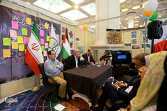 غرفه جمعیت دفاع از ملت فلسطین در یازدهمین روز بیست و هفتمین نمایشگاه بین‌المللی قرآن