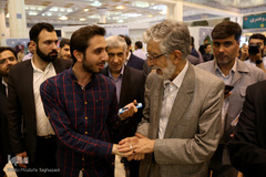 حضور غلامعلی حداد عادل در غرفه ایکنا در یازدهمین روز از برگزاری بیست و هفتمین نمایشگاه بین المللی قرآن کریم