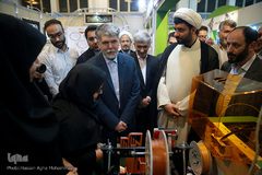 بازدید وزیر فرهنگ و ارشاد اسلامی از نمایشگاه قرآن کریم