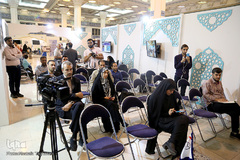 نشست خبری جشنواره فیلم 114 ثانیه ای مبین در غرفه ایکنا در سیزدهمین روز از برگزاری بیست و هفتمین نمایشگاه بین المللی قرآن کریم