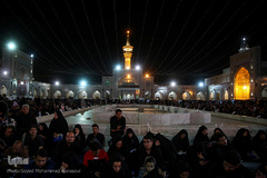 شب بیست و یکم ماه مبارک رمضان در حرم امام رضا (ع)