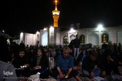 شب بیست و یکم ماه مبارک رمضان در حرم امام رضا (ع)