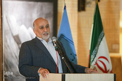 مراسم رونمایی از تک اثر فاخر قرآنی