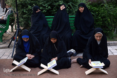 سفره افطار ساده در بوستان رضوان منطقه ۱۰ تهران