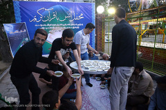 سفره افطار ساده در بوستان رضوان منطقه ۱۰ تهران