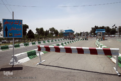 پارکینگ‌های حرم مطهر امام خمینی(ره) با قرار گرفتن در ضلع‌های مختلف حرم، دسترسی مناسبی را برای مراجعه زائران و مسافرین فراهم کرده است.