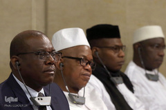 دیدار مسئولان نظام، سفرای کشورهای اسلامی و اقشار مختلف مردم با رهبر انقلاب