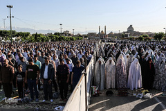 نماز عید سعید فطر در شهر ری