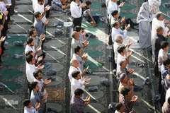 نماز عید سعید فطر درشهر مقدس قم