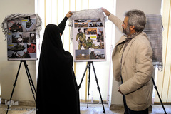 پدر و مادر شهید حججی در مراسم رونمایی از کمیک استریپ شهید محسن حججی