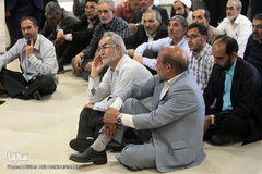 تجمع اعتراضی جمعی از فعالان تشکل‌های قرآنی در دبیرخانه شورای عالی انقلاب فرهنگی