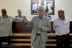 تجمع اعتراضی جمعی از فعالان تشکل‌های قرآنی در دبیرخانه شورای عالی انقلاب فرهنگی