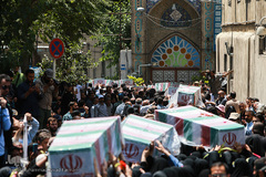 تشییع پیکر مطهر ۱۵۰ شهید دفاع مقدس